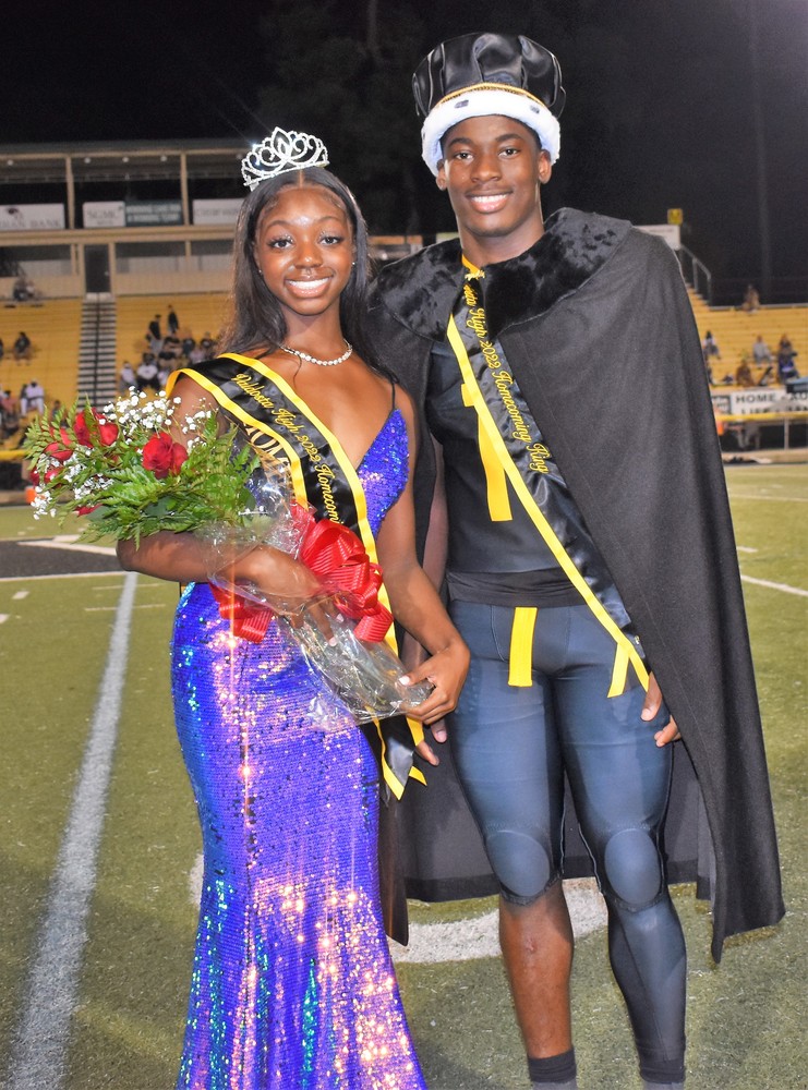 2022 VHS Homecoming Queen and King